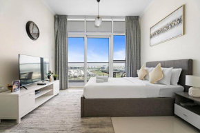 Cozy Studio in Damac Hills